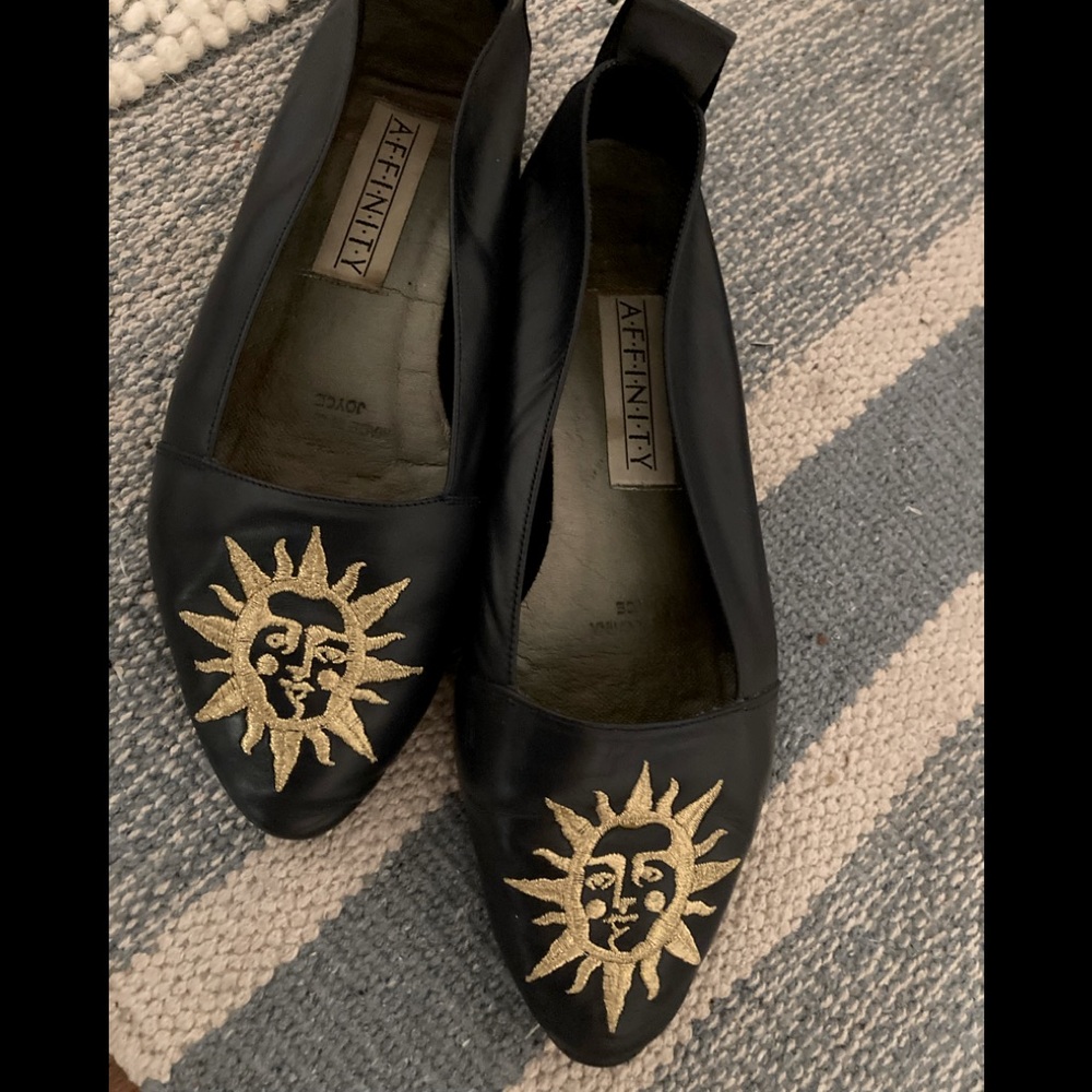 Vintage celestial flats